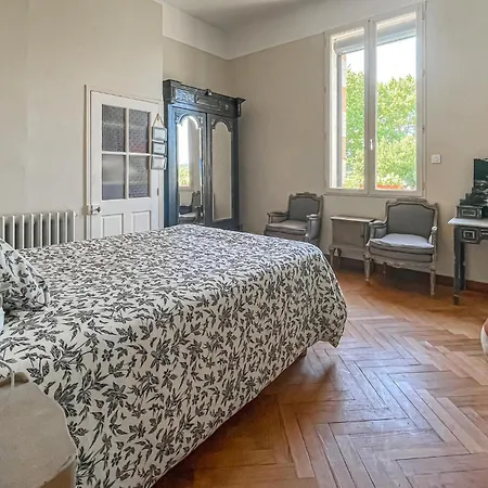 Luxurious In Connaux