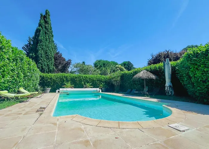 בית נופש Awesome In Connaux